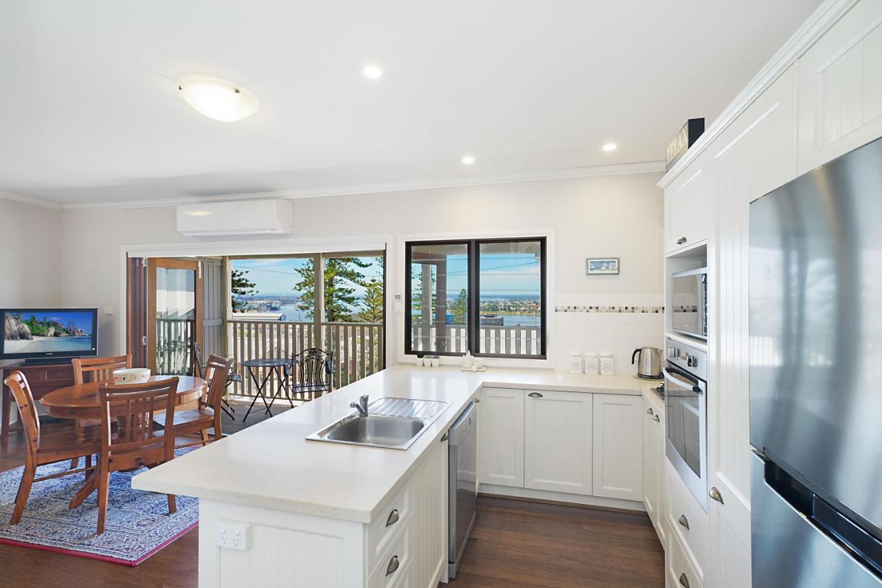Newcastle Short Stay Accommodation - Vista Apartment ภายนอก รูปภาพ