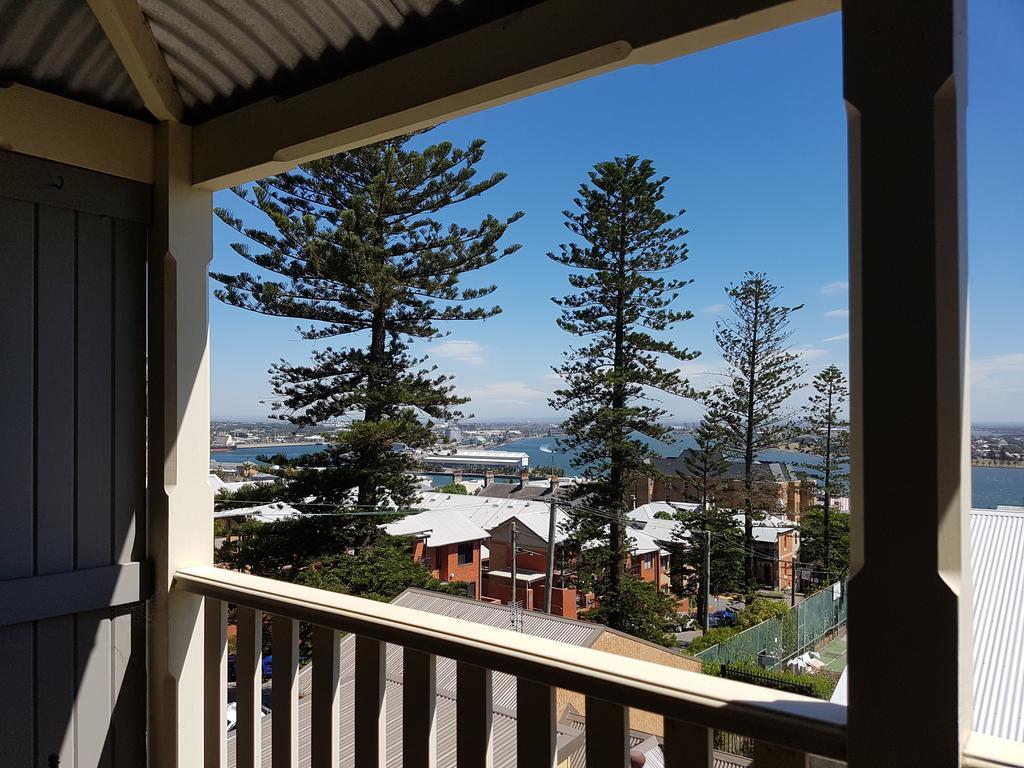 Newcastle Short Stay Accommodation - Vista Apartment ภายนอก รูปภาพ